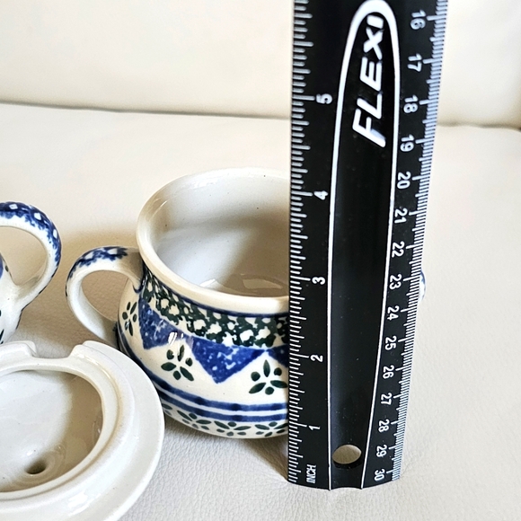 Polish Pottery Sugar Bowl/lid and Creamer - Picture 5 of 8